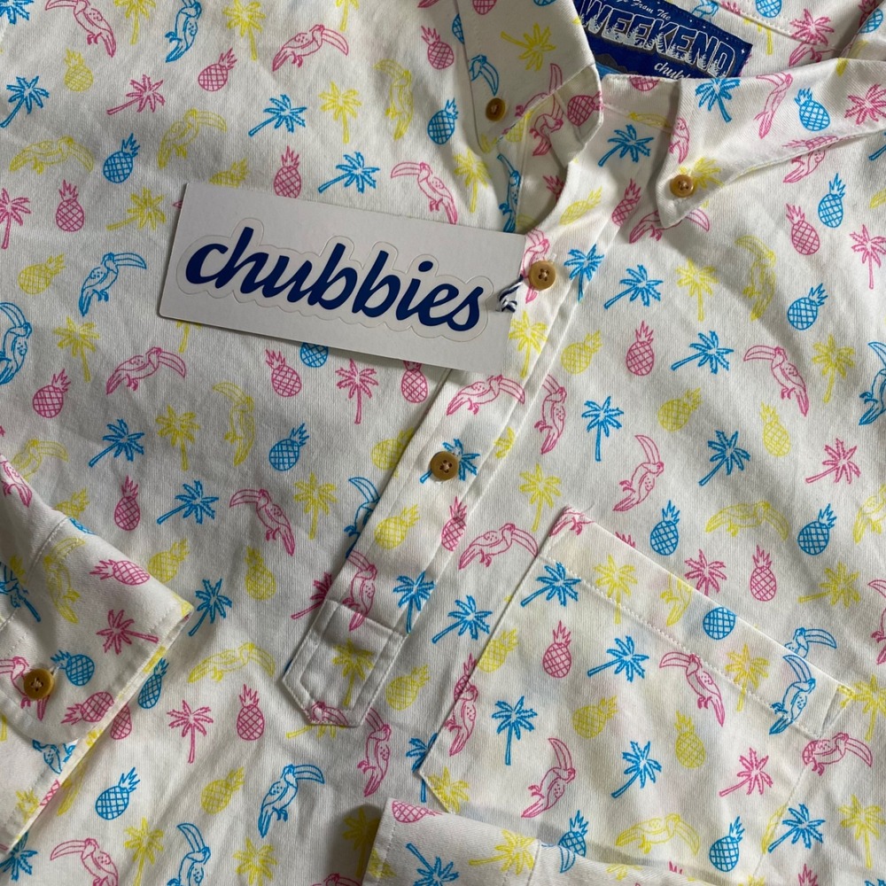 Chubbies Long Sleeve Popover Mens XL White Tropical Toucan Pineapple Print Shirt